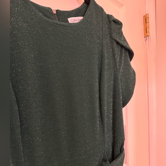 Green Calvin Klein Women's Tie-Waist Tulip-Sleeve Jumpsuit - Picture 2 of 5